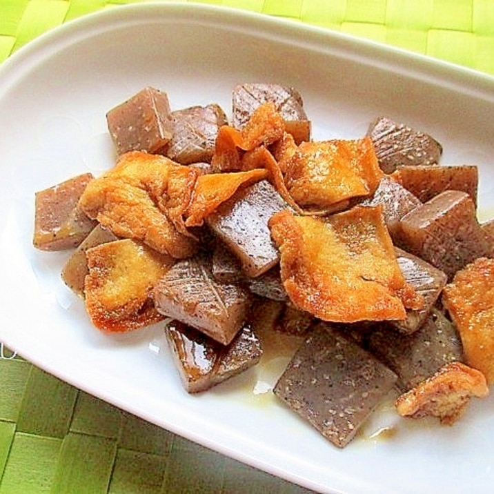 こんにゃくと油揚げのテリマヨ焼き